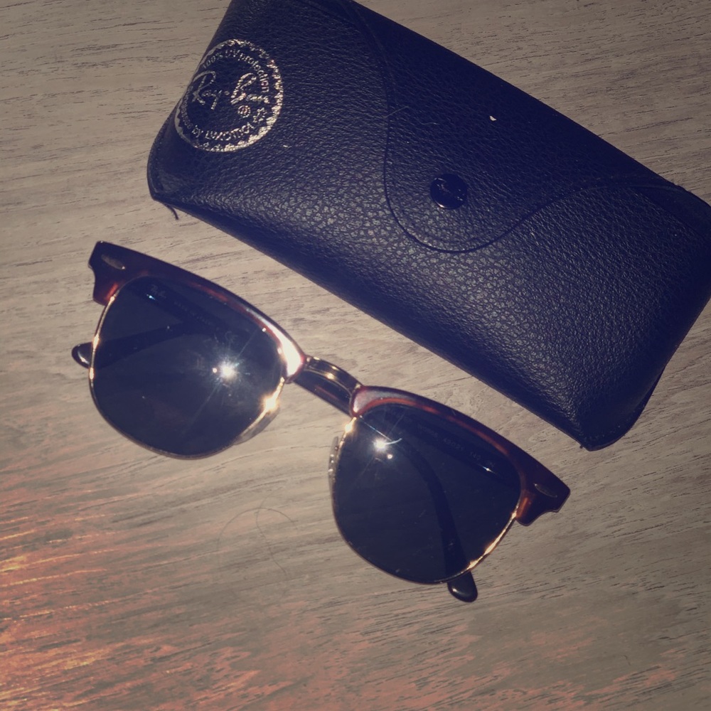 Reader Rayban Clubmasters